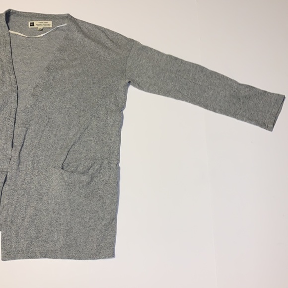 MEC Mountain Equipment Coop Grey Cardigan - Women’s Size Medium - Picture 4 of 7